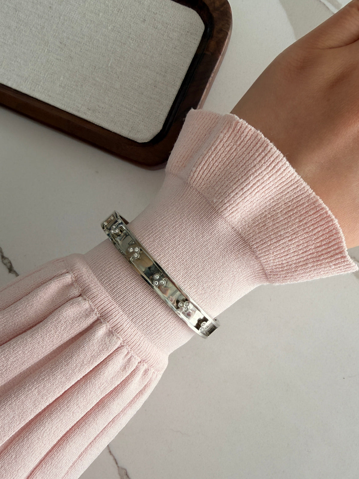 Clover Band Cuff Bangle