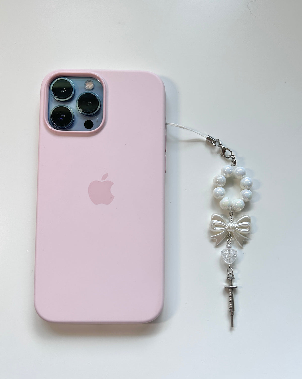 Pearly Ring • Needle Phone Charm - with phone white