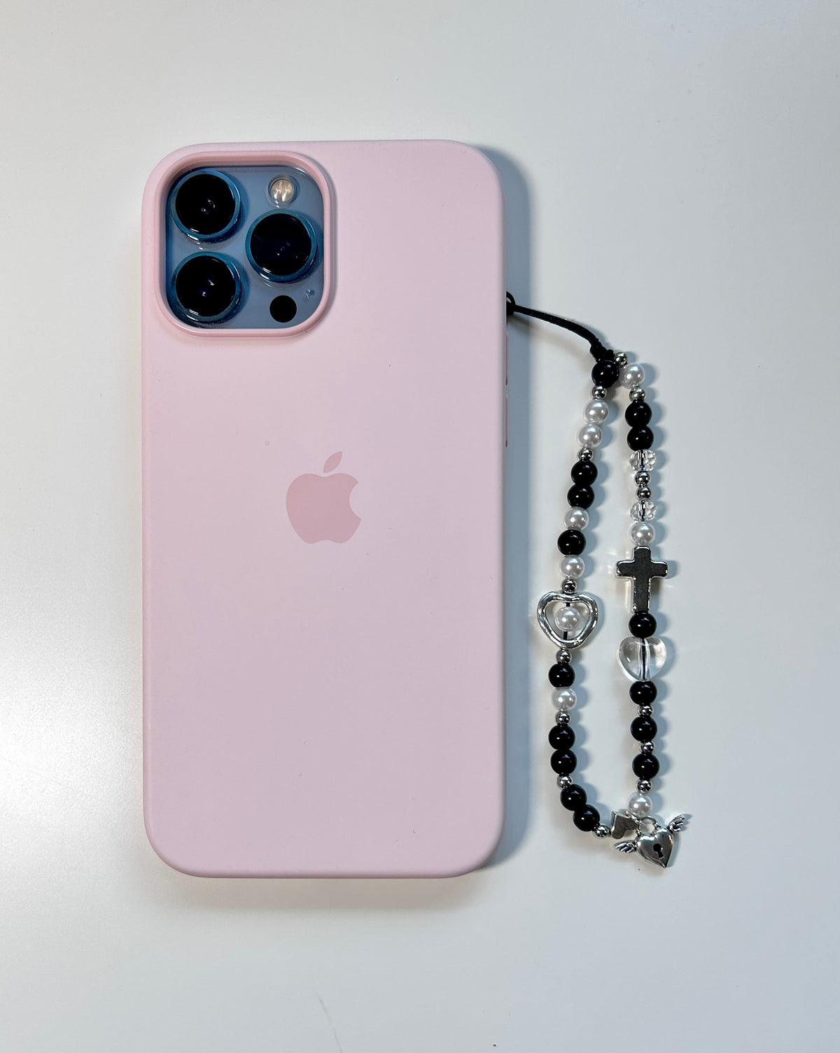Metal Black n White Phone Charm