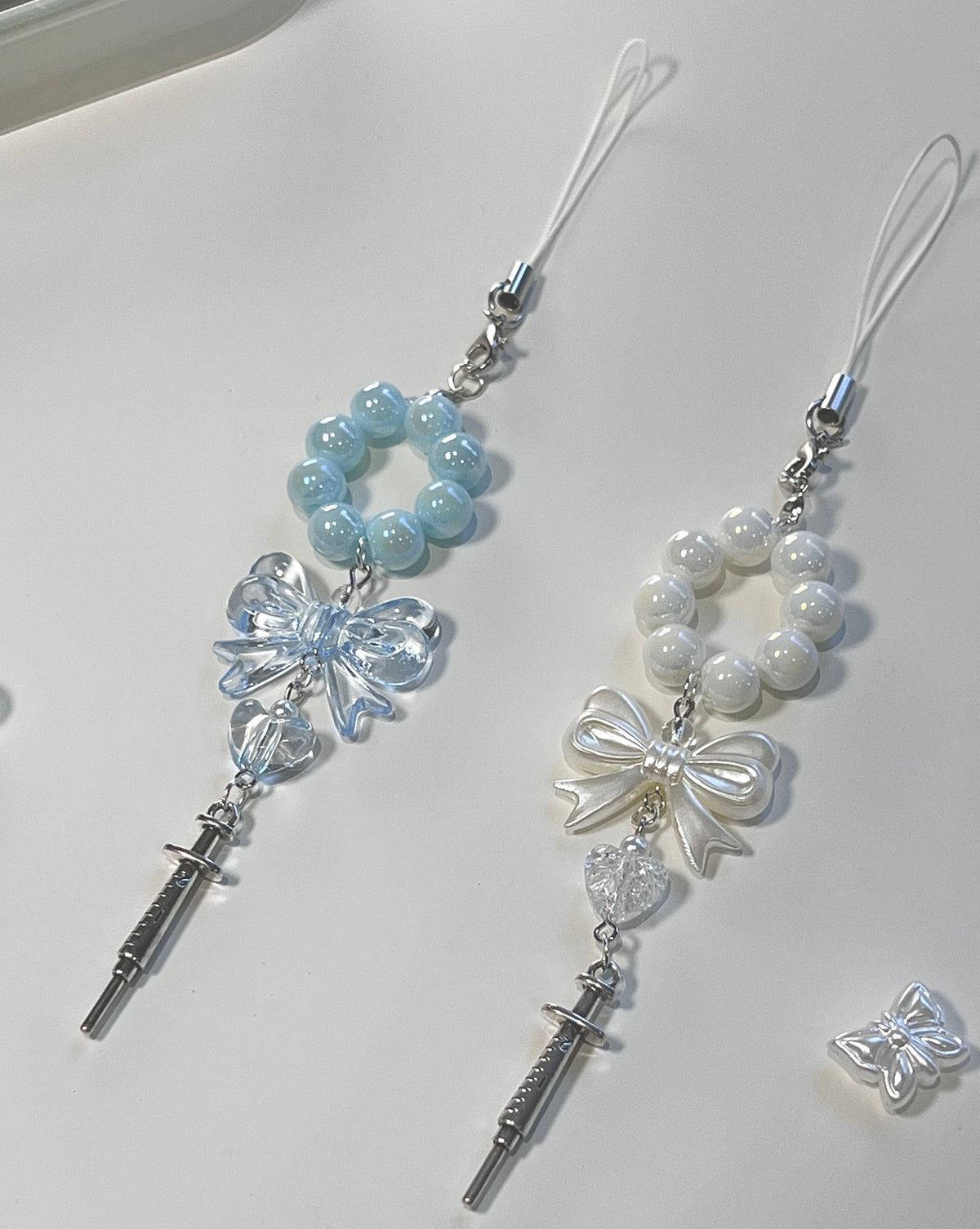 Pearly Ring Phone Charm - blue&white